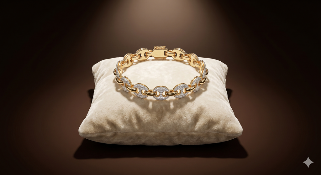 Gold Pavé Oval Link Bracelet