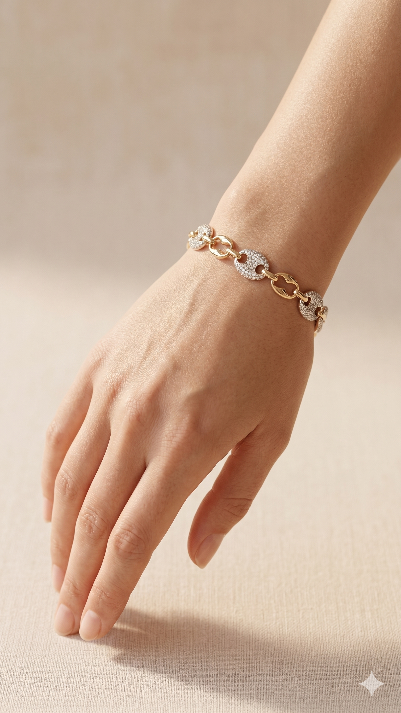 Gold Pavé Oval Link Bracelet