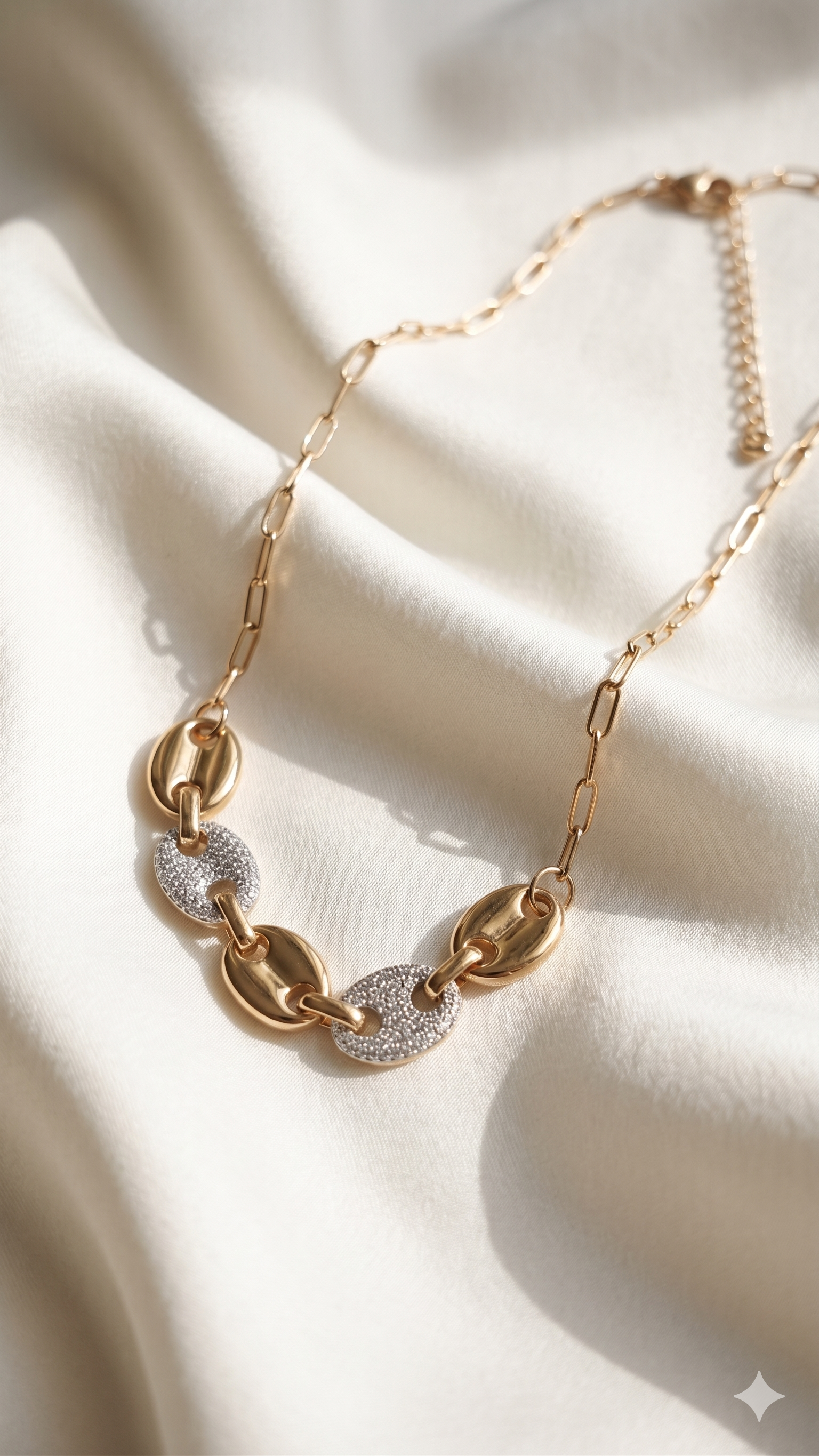 Gold Pavé Oval Link Necklace